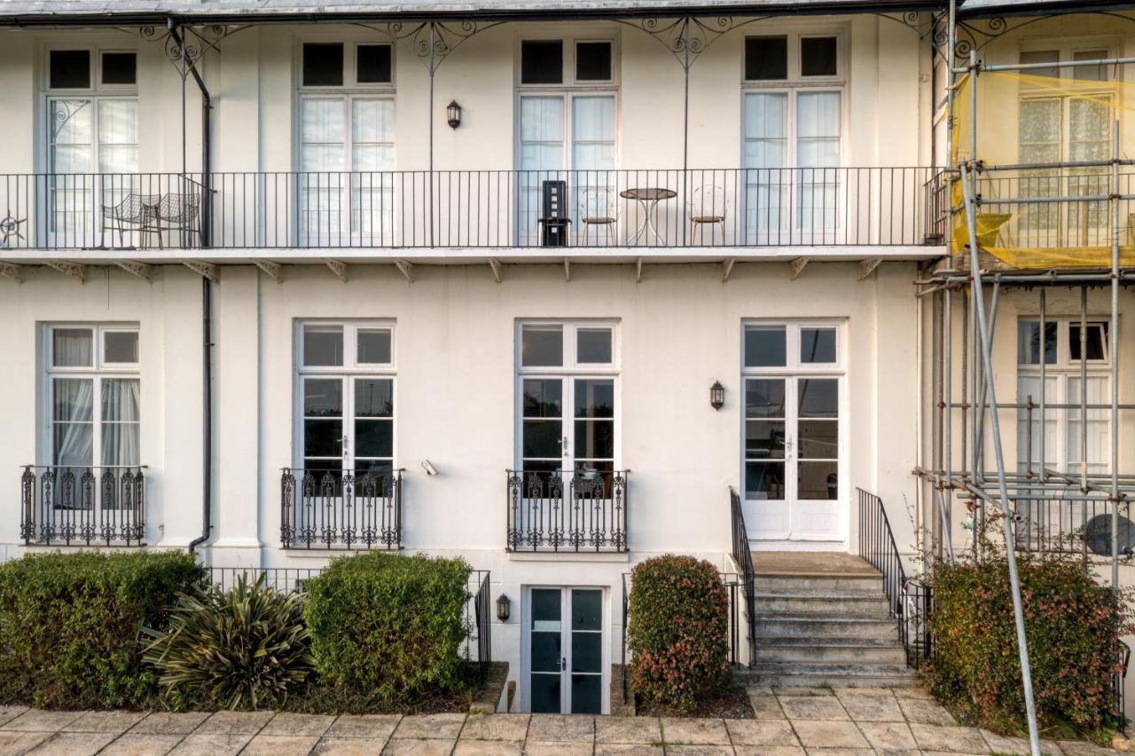 The Regency - Sea Views And A Modern Art Deco Style Interior Ramsgate Exterior foto